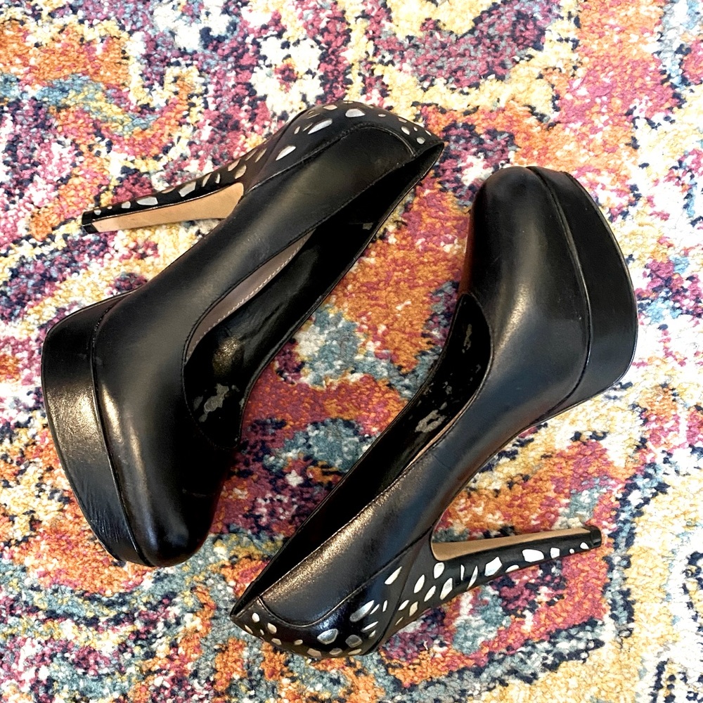 Vince Camuto platform pumps w/ detailed heel 8&1/2